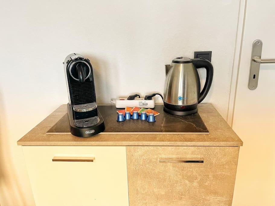 Apartment Naehe Flughafen Dus Düsseldorf Zewnętrze zdjęcie